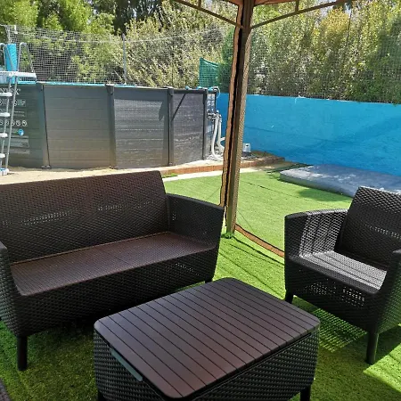 Coral Bay .5 Bedrooms.1 Minute Walk To The Beach Villa *